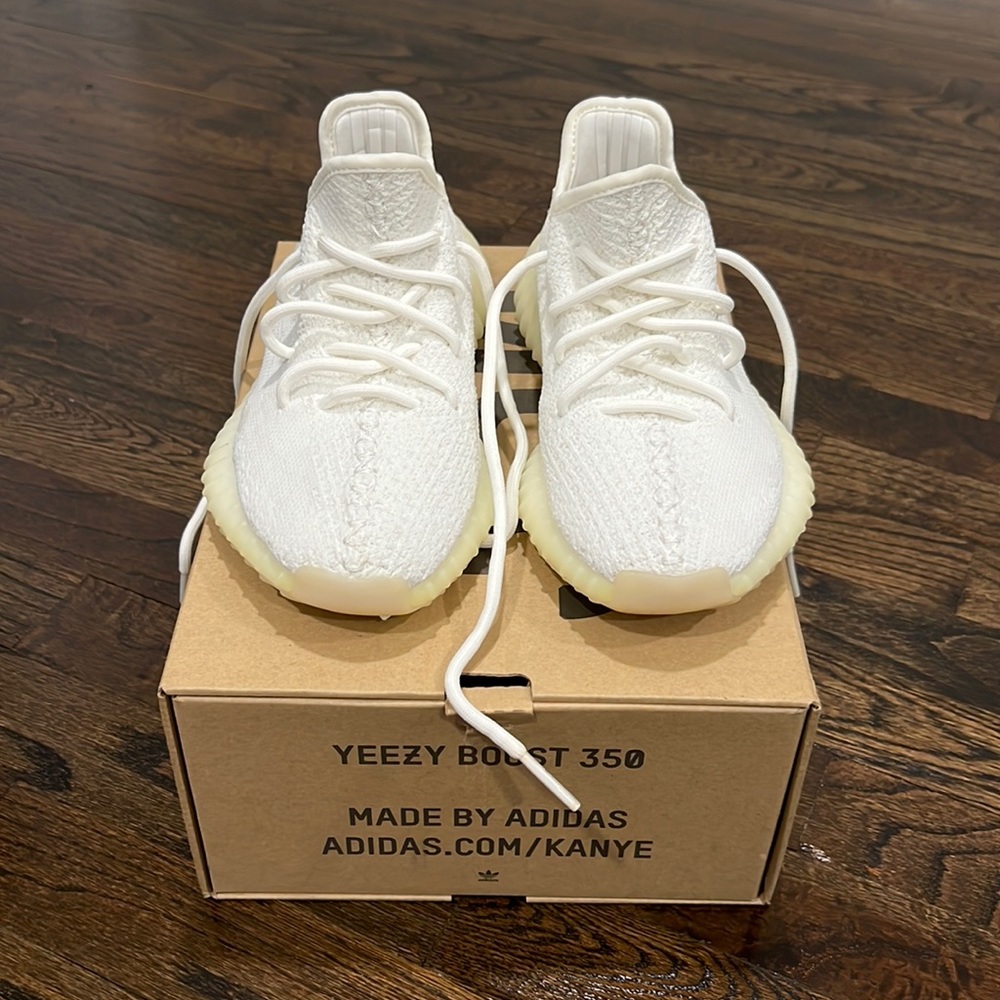 US 4 YEEZY BOOST 350